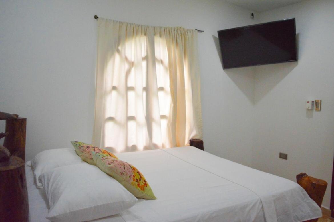 Eco Hostal Kuima 埃尔扎伊诺 外观 照片